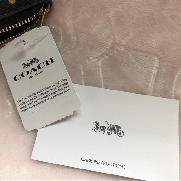 🆕Coach Leather Zip Wallet - Picture 5 of 6